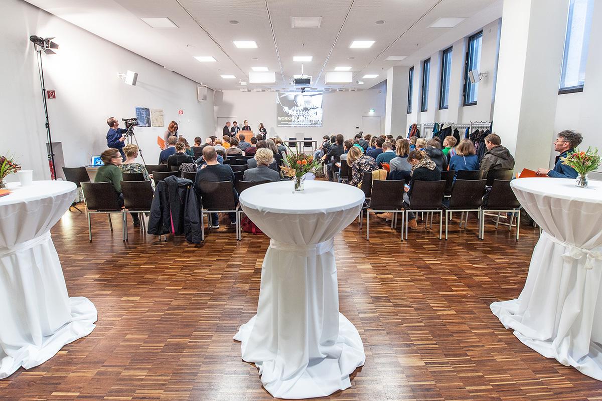 Tagungsteilnehmer im Grimm-Auditorium der Humboldt-Universität